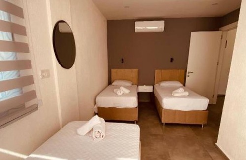 Ortakent Apartment | 2 Bedroom Apartment, on the beach in Yahsi