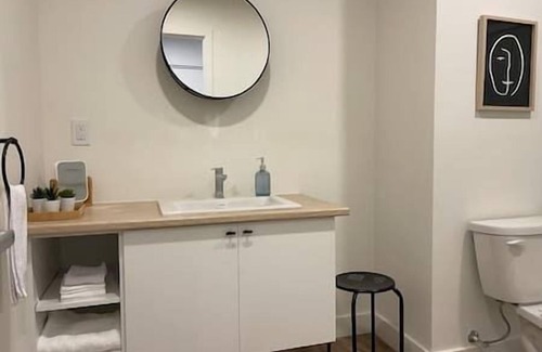 Cite-Universitaire Apartment | 2-Bedroom Apartment SS