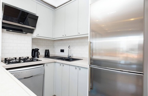 Taksim Apartment | 2-bedroom apartment with Bosphorus view and AC in Istanbul