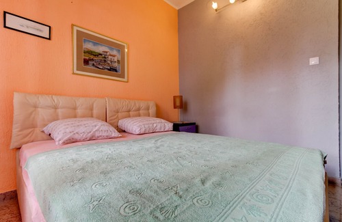 Mrcevac Apartment | 2 Bedroom Apartment With Pool, Sauna And Gym Located Few Minutes Of City Center