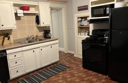 Dover Apartment | 2-Bedroom Apt - Dover/Portsmouth