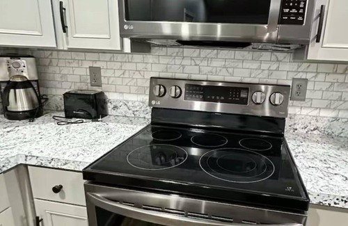St Lawrence County Apartment | 2-bedroom apt. Riverfront w ACWiFi and STUNNING views of the St Lawrence River