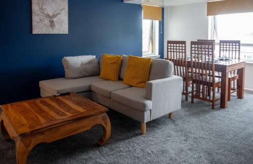 Motherwell Apartment | 2 Bedroom Beautiful Apartment in Motherwell