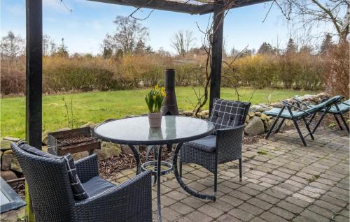 Bog By House | 2 Bedroom Beautiful Home In Bogø By