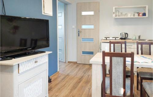 Wolsztyn House | 2 Bedroom Beautiful Home In Wilcze