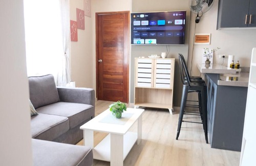 Lahug Apartment | 2-Bedroom Boutique City Condo - Newly Renovated!