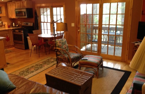 Northwest Ithaca Cabin | 2 Bedroom Cabin on Cayuga Lake 1 Mile from Ithaca