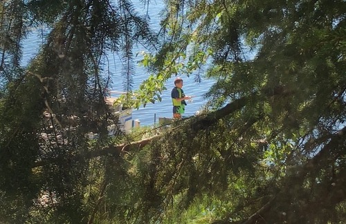 Hackensack Cabin | 2-Bedroom Cabin w/Dock on Pristine Fishing Lake – Perfect Summer Getaway! n