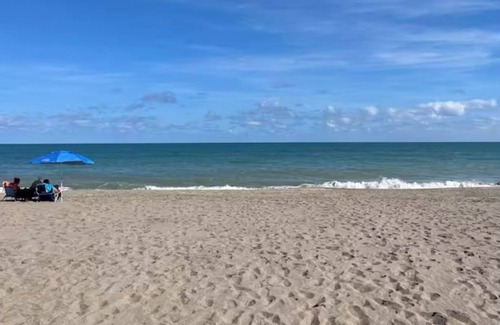 Fort Pierce Condo | 2-bedroom condo, Ocean village Hutchinson Island,Golf, Tennis, Fitness rm, Tiki