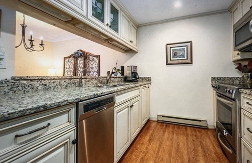 West Harwich Condo | 2 bedroom condo, private beach, pool, tennis, pickle ball and dining