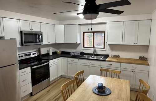Wauksaukee Cottage | 2 bedroom cottage