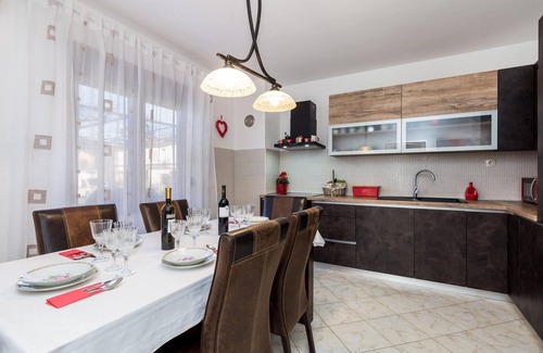 Sarsoni Apartment | 2 bedroom cozy apartment in Drazice