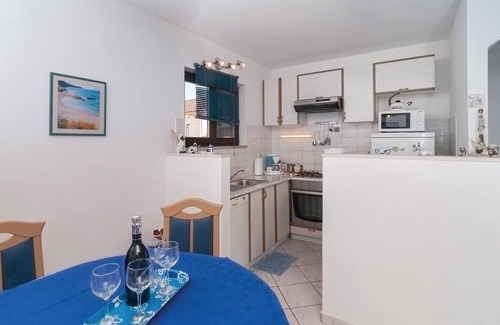 Mirce Apartment | 2 bedroom cozy apartment in Supetar