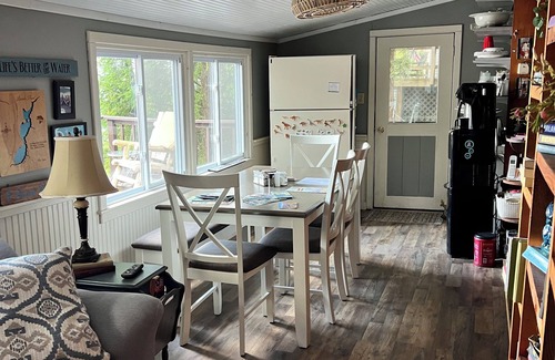 Moriah Center Cabin | 2 Bedroom Cozy Cabin Water Front