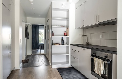 Appelviken Apartment | 2 Bedroom Cozy City Apartment in Bromma