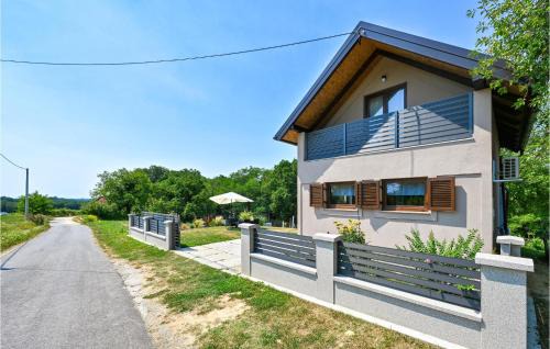 Kobasicari House | 2 Bedroom Cozy Home In Kobasicari