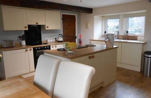 Penruddock Cottage | 2 Bedroom Dog Friendly Character Cottage with stunning views near Ullswater