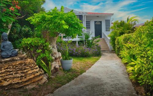Point Blanche House | 2 Bedroom Dream Cottage-Point Blanche