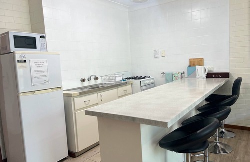 Emu Point Ski Chalet | 2 Bedroom Family Extra Chalet Emu Beach