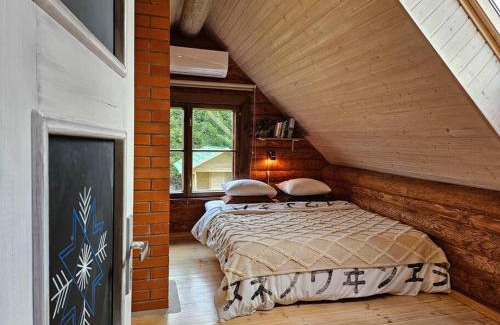 Papsaare House | 2-bedroom, fenced yard, sauna, 10 min to Pärnu