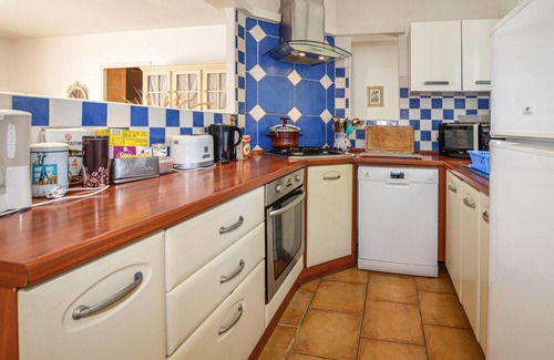 Aleria House | 2 bedroom gorgeous home in Aleria