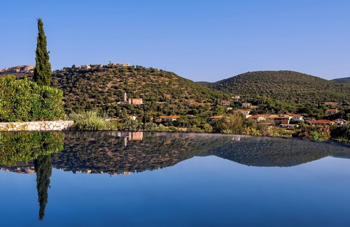 Mazarakata Villa | 2 Bedroom Villa, Private Pool Stunning Castle/Mountain Views, Close to Sea, WiFi