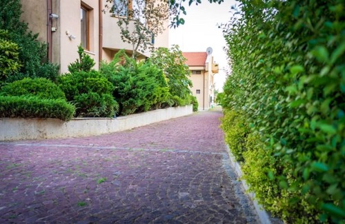 Topola Apartment | 2 BEDROOM GROUND FLOOR APARTMENT IN VILLA ROMANA