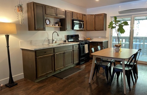 Thermalito Apartment | 2 Bedroom Hideaway with private patio. Pet friendly!