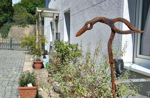Eschweiler House | 2-bedroom home with WiFi, with private parking, garden and barbeque area.
