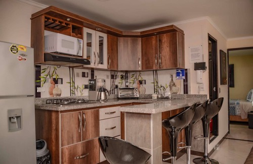 El Poblado Apartment | 2 Bedroom Hot tub security AC Lleras area