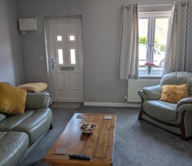 Long Sutton House | 2 bedroom house Admiral Court
