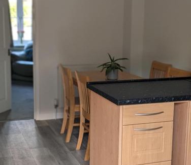 Long Sutton House | 2 bedroom house Admiral Court