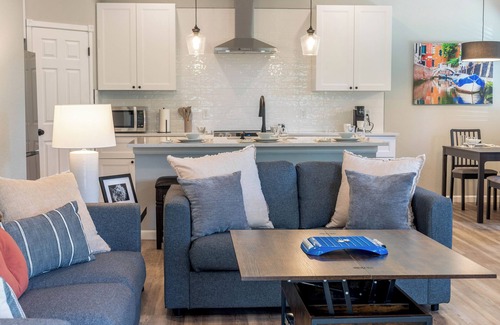 Littleton House | 2-bedroom House in Deer Creek Canyon