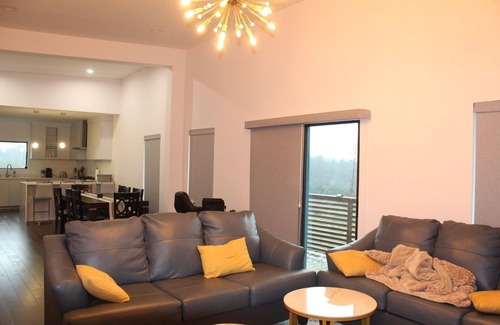 Arthur City House | 2-bedroom house in charming Arthur City with WiFi, AC