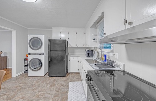 Arcadia House | 2-bedroom house - Safe & Quiet