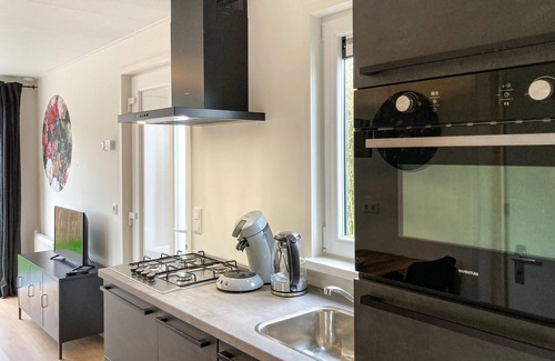 Heinkenszand House | 2 bedroom lovely home in Heinkenszand
