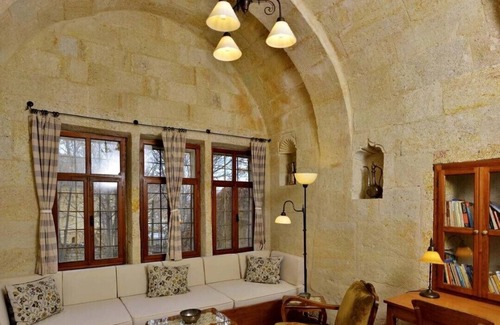 Urgup House | 2-Bedroom Luxury Stone Arch Historical House
