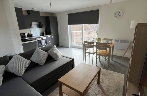 Hemel Hempstead Apartment | 2 Bedroom Modern City Centre Apartment