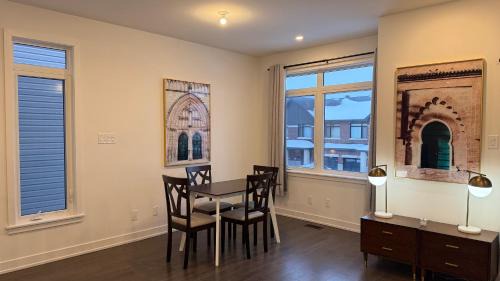 Leitrim House | 2 Bedroom Modern Home & Close to Airport Downtown