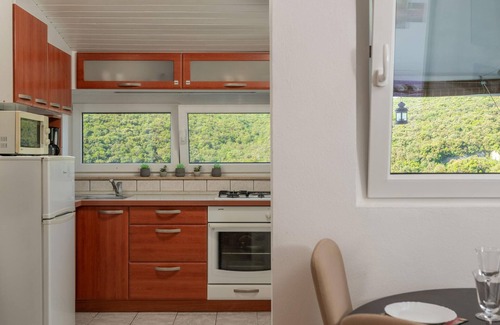 Rakalj Apartment | 2 bedroom nice apartment in Krnica