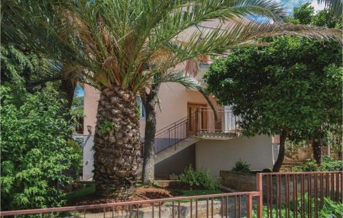 Valdebek Apartment | 2 Bedroom Nice Apartment In Pula