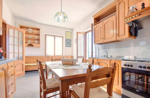 Varese Ligure House | 2 bedroom nice home in Varese Ligure