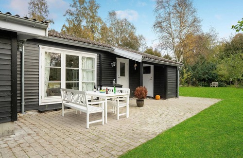 Askeby House | 2 bedroom nice home in Askeby