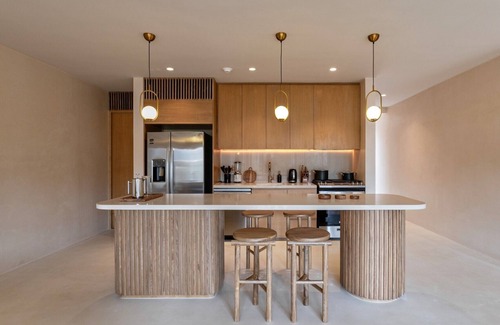 Jimenez Apartment | 2-Bedroom Posh Apartment - Aflora