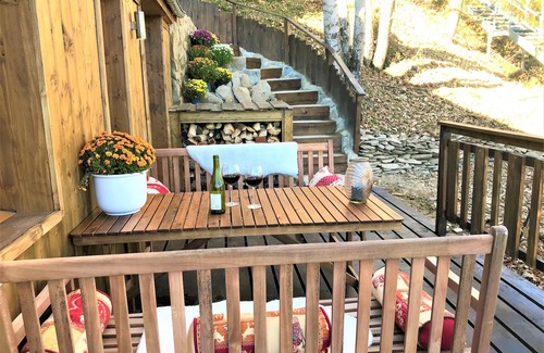 La Lechere Ski Chalet | 2 bedroom self-contained apartment in Chalet Le Doux Si