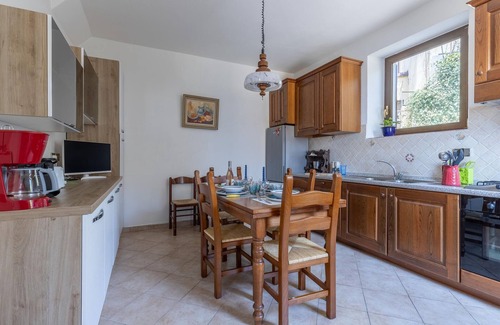 Montebonello House | 2 bedroom stunning home in Case Lori