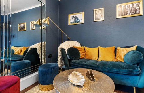 Vassall Apartment | 2 Bedroom Stylish Flat Central London