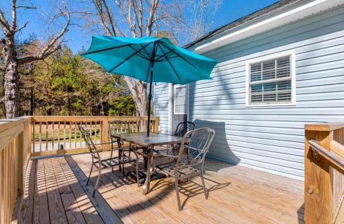 Deltaville House | 2 Bedroom Tiny House in Deltaville