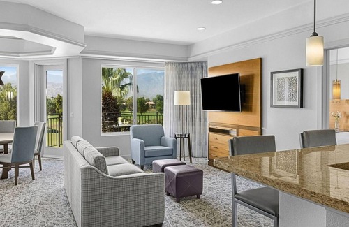 Palm Desert Resort | 2 Bedroom Villa at Marriott's Desert Springs Villas II