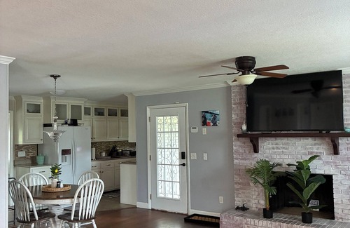 Lyons House | 2-bedrooms 1-bath house in Lyons with WiFi, AC, and printer.